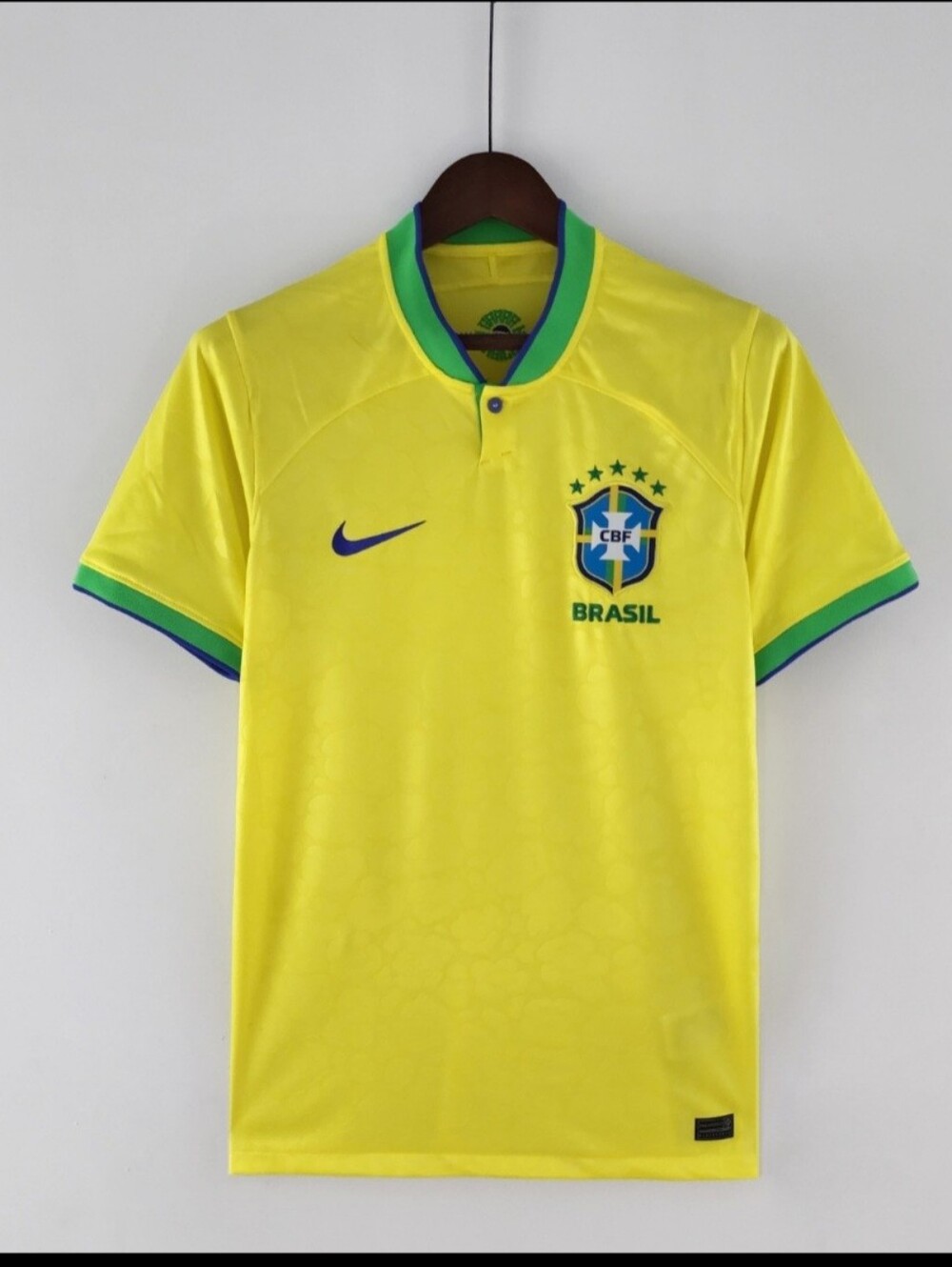 Jersey brazil soccer.